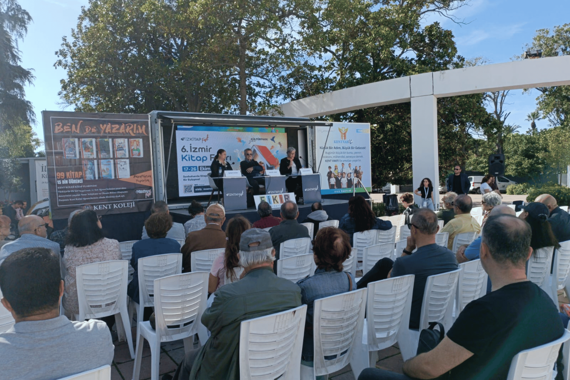 ege-baris-fikir-soylesileri-kulturpark-kitap-zeynep-altiok